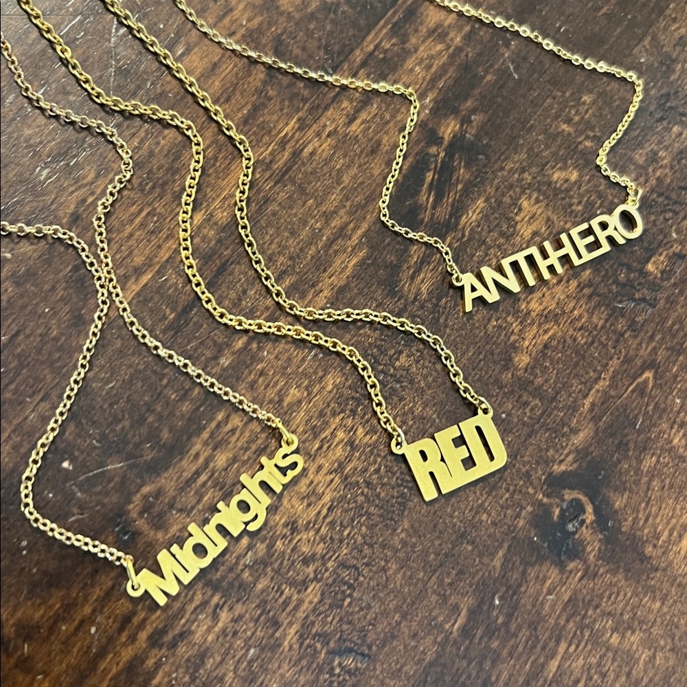 BUNDLE DEAL Taylor Swift Necklaces 📣CALLING ALL SWIFTIES!